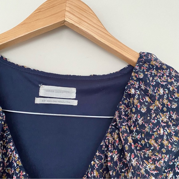 UO Blue Floral Tiered V-Neck Long Sleeve Mini Dress - Picture 10 of 11